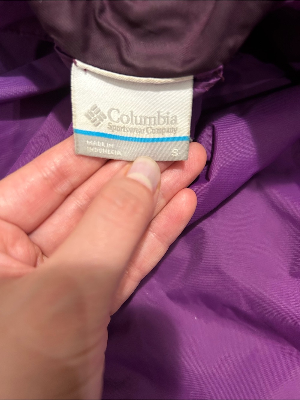 Columbia Women's Bright Purple Hooded Rain Shell - Picture 4 of 6